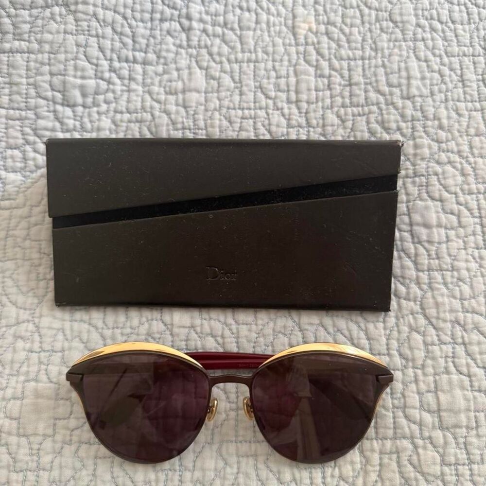 Dior Women's Black and Burgundy Sunglasses